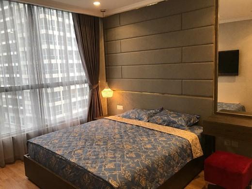 vinhomes central park apartment for rent in binh thanh district hcmc BT105L146 (2)